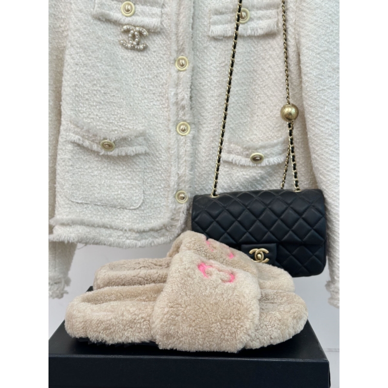 Ch*el slippers